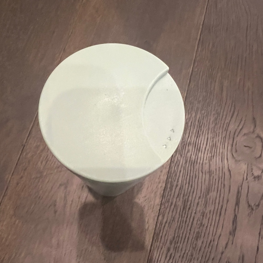 Starbucks 2020 Matte Mint Green Recycled Plastic 16oz Tumbler Sliding Lid Cup - Picture 2 of 3